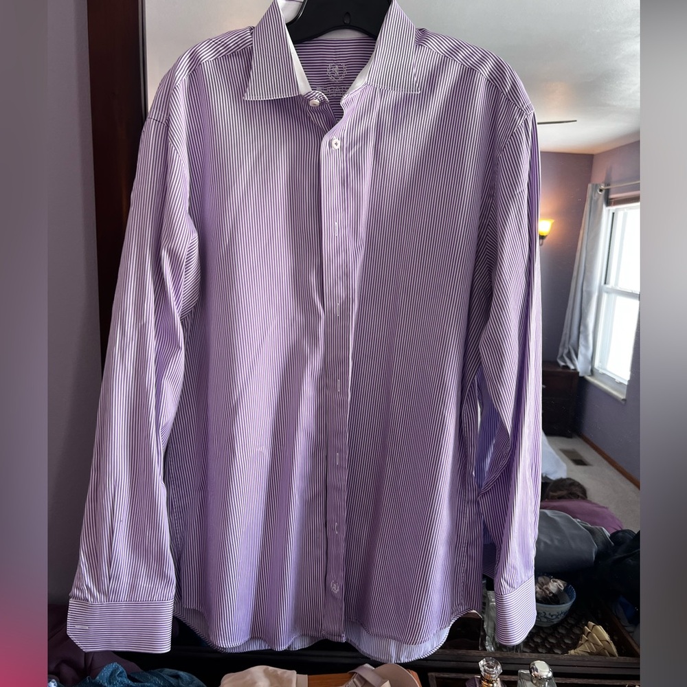 Bugatchi Shaped‎ Fit Button Up Shirt Men's size XL Purple and White Stripes EUC